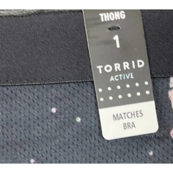 Torrid 1/XL Black Skull Galaxy Graphic Logo Waistband Activewear Thong Panties - Picture 5 of 5